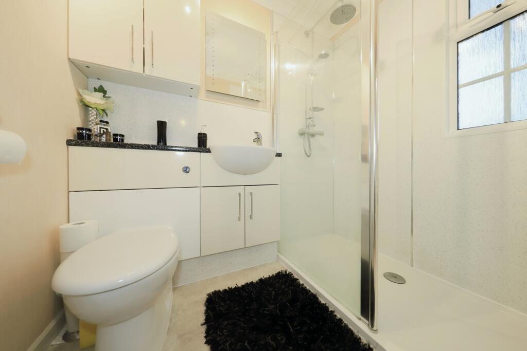 Ensuite Shower Room