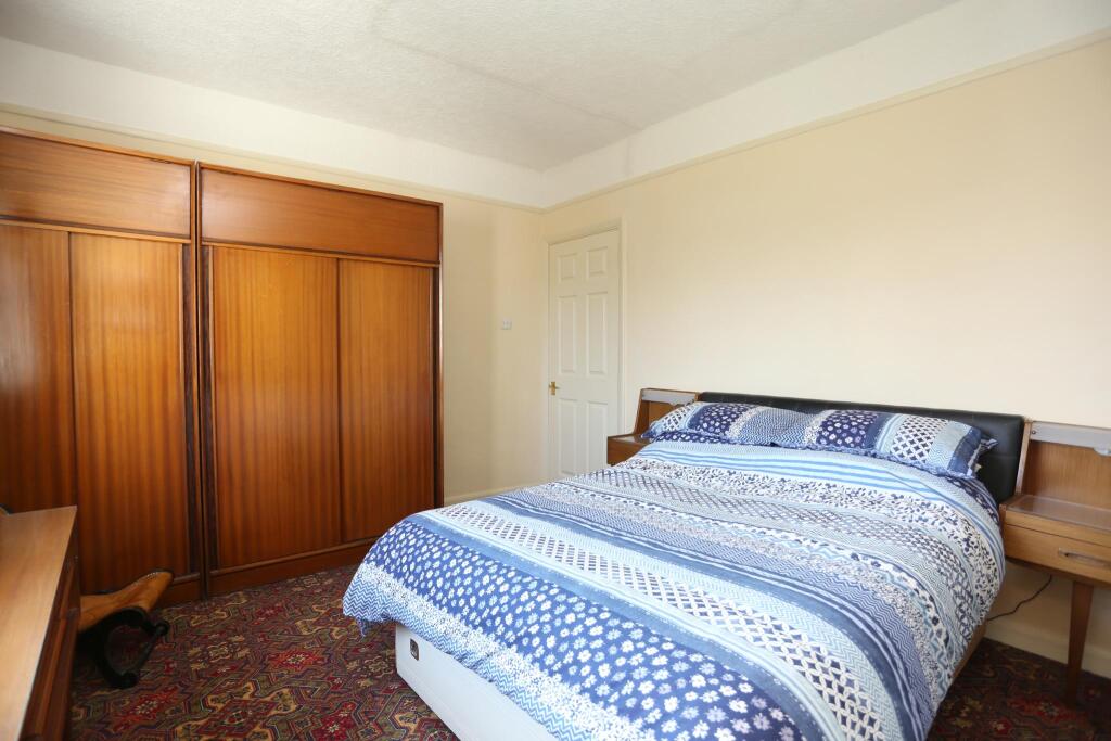 C673a115b83503f7da05c34885fac6e7893c657b_thmb_lg