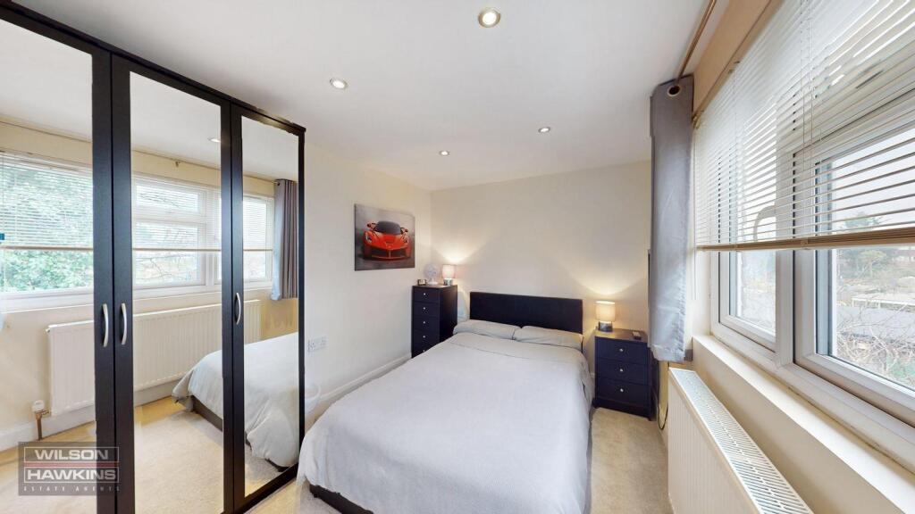 17 Old Kenton Lane, - srHz65sEYA6AIWOmmxWp.jpg