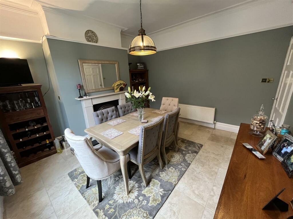Dining Room Aspect 3