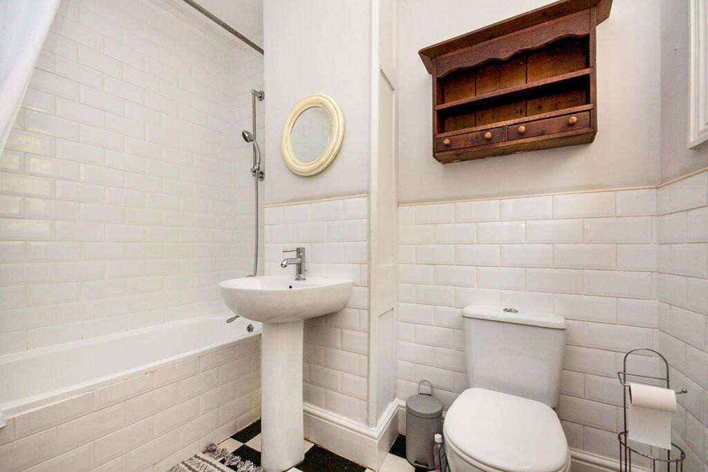 Bathroom/Wc