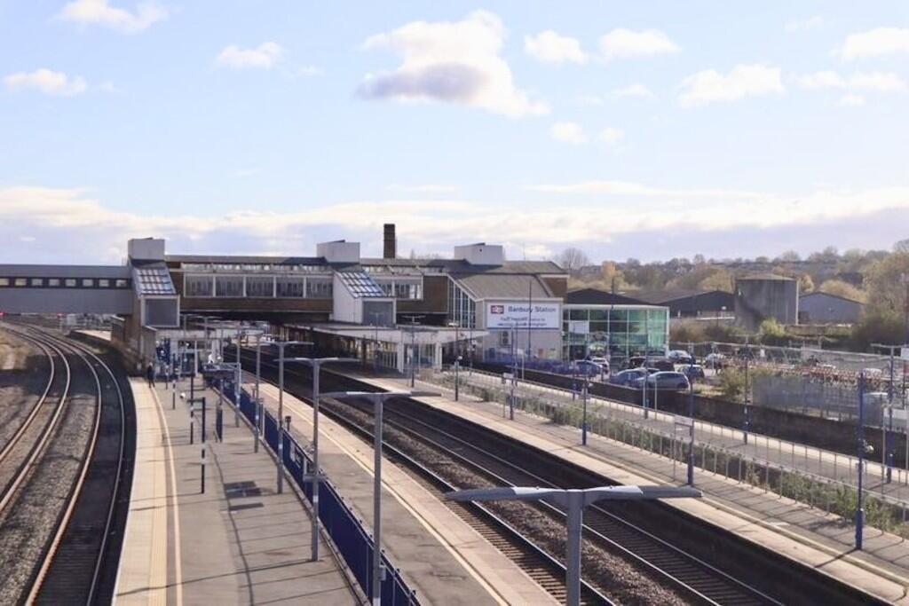 thumbnail_2989f67...