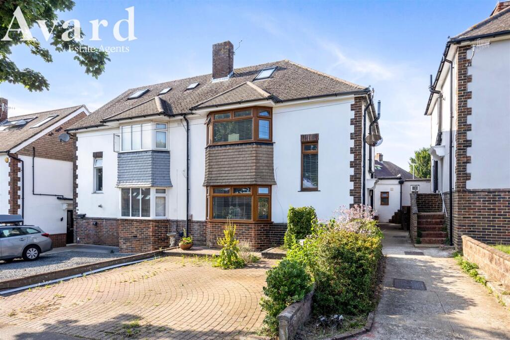 Millcross Road, 17-027.JPG