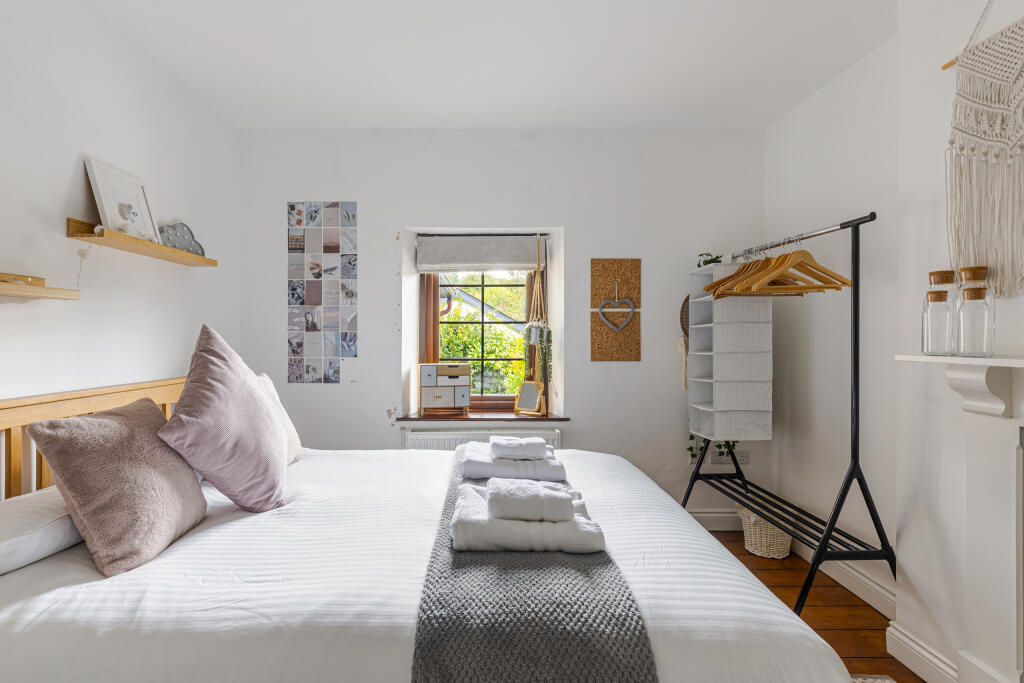 A14 - 3 Somerset Place, Totnes - 250728