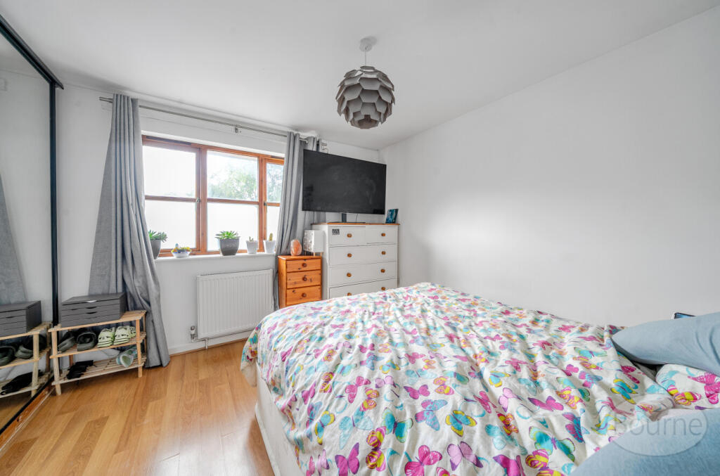 5f20fee6-2b70-49f...