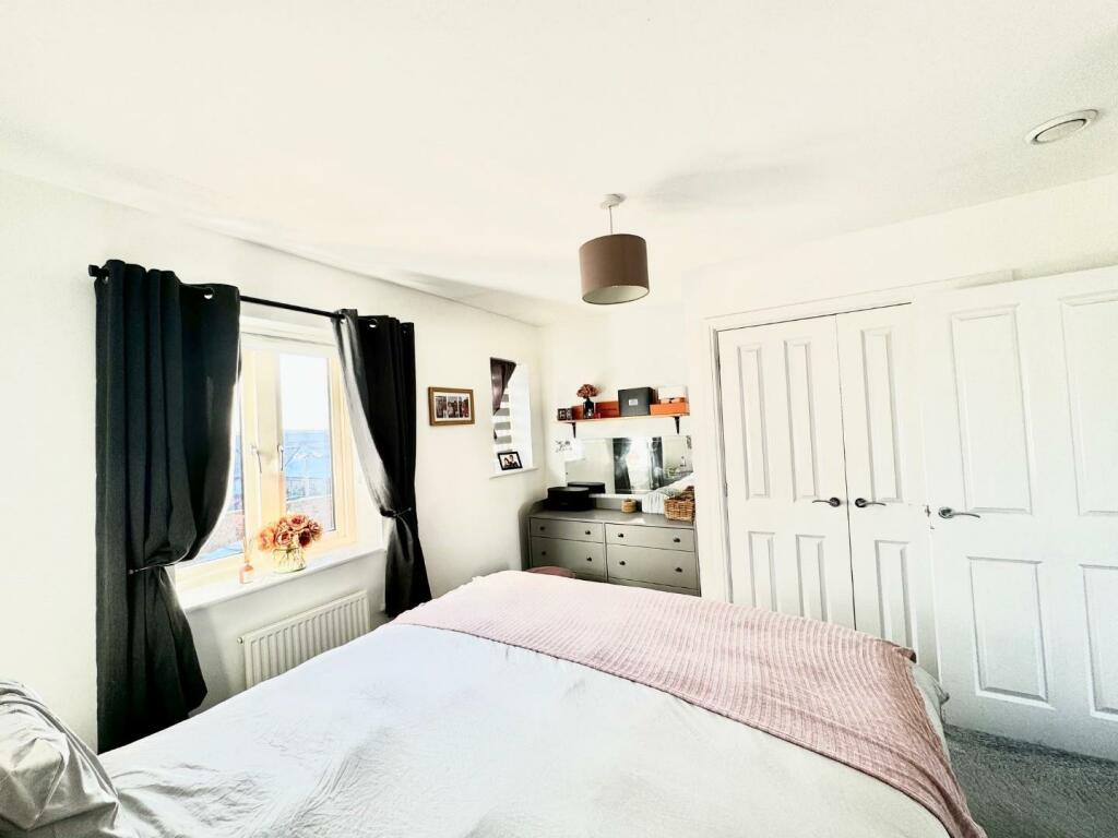 Master Bedroom...jpg