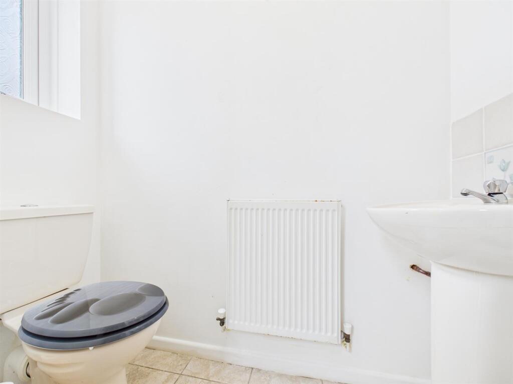 WC: