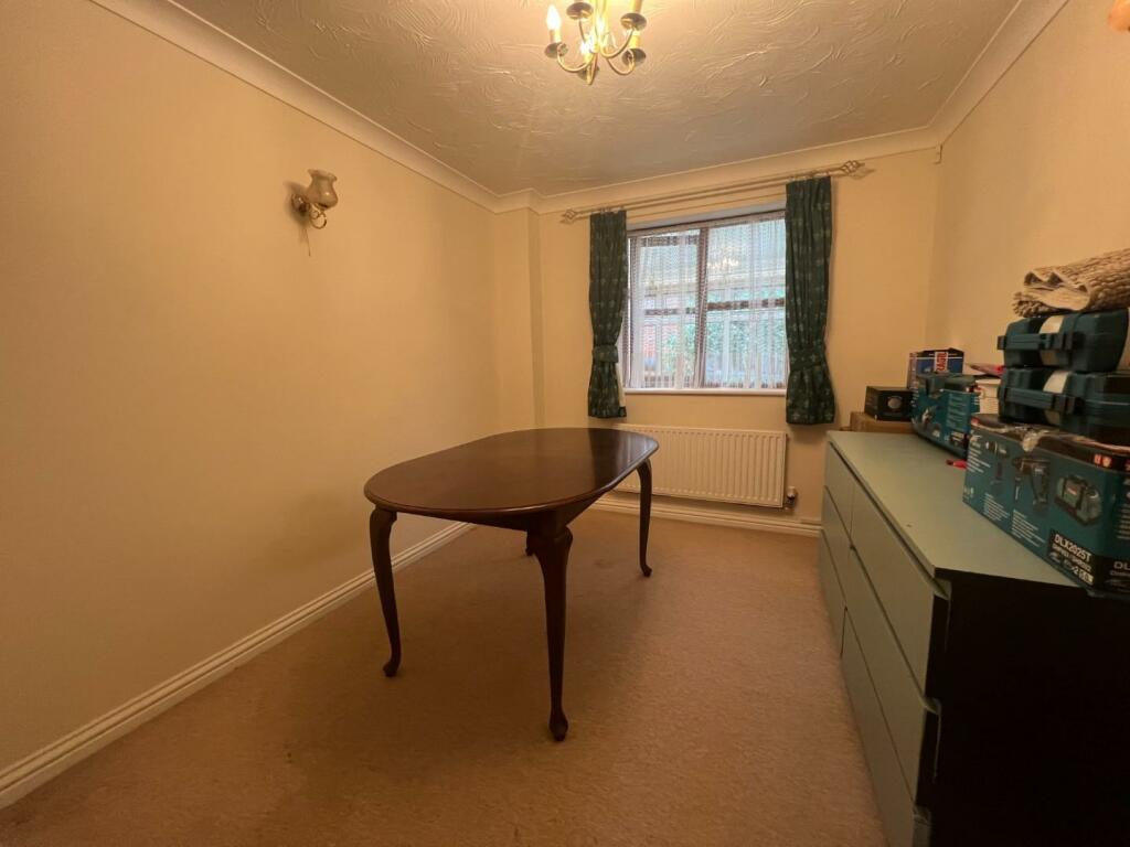 Dining room.JPG