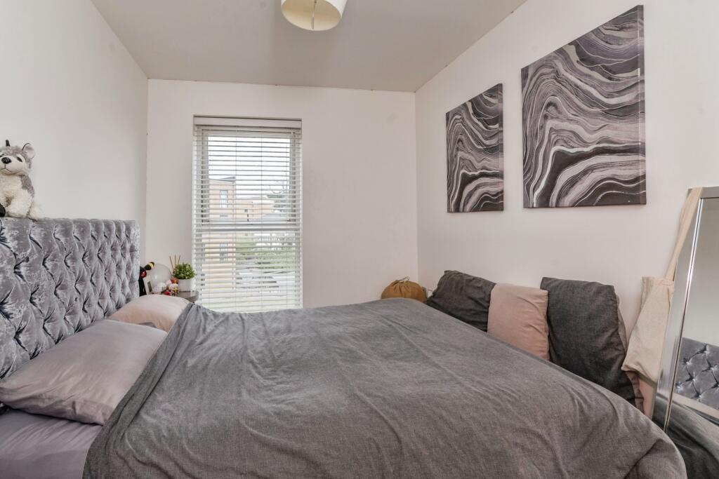 39a19134de46f011877a000d3a7f87b0