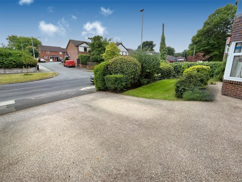 Front Garden and Driveway