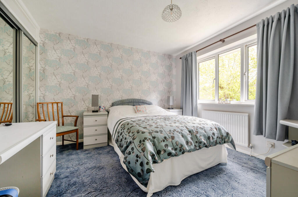 1333280-26-688cb8...