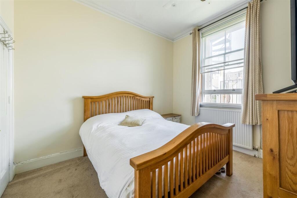 Flat 4, 30 First Avenue-11.jpg