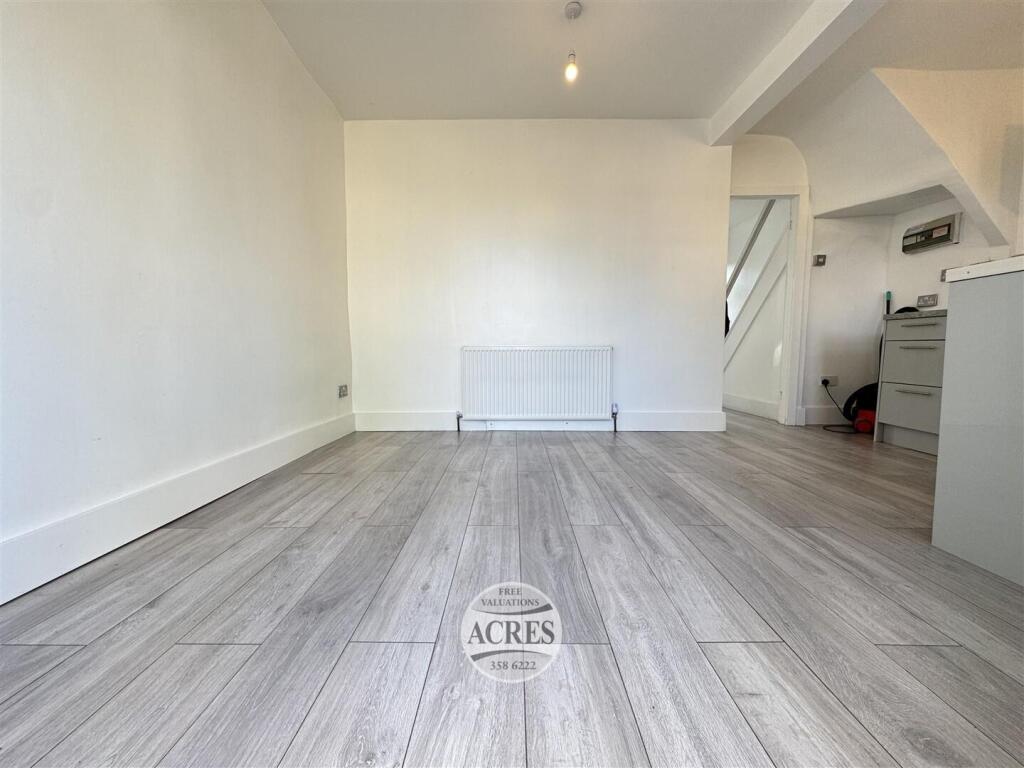 IMG_0186 (Large).jpg