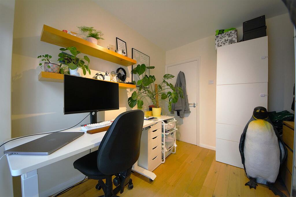 Bedroom 2.jpg