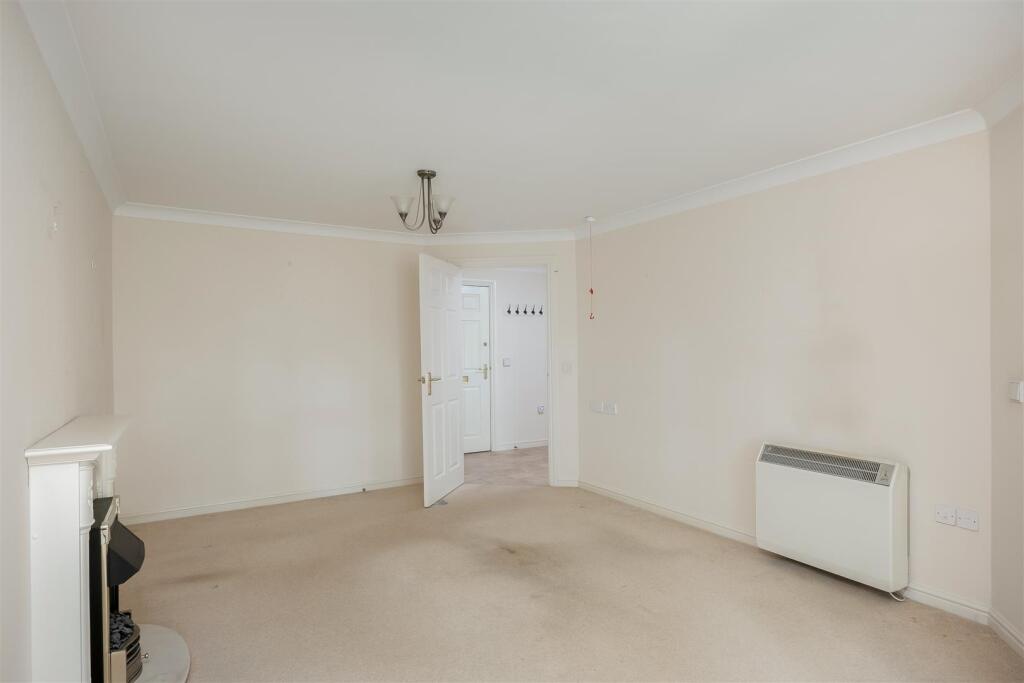 24 Kingstone Court-1643-3.jpg