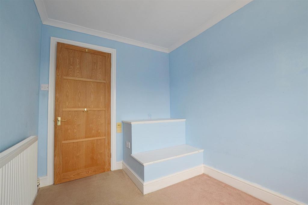 bed 3.JPG