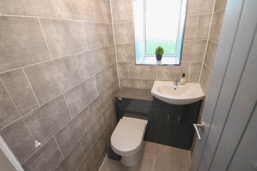 Cloakroom/WC