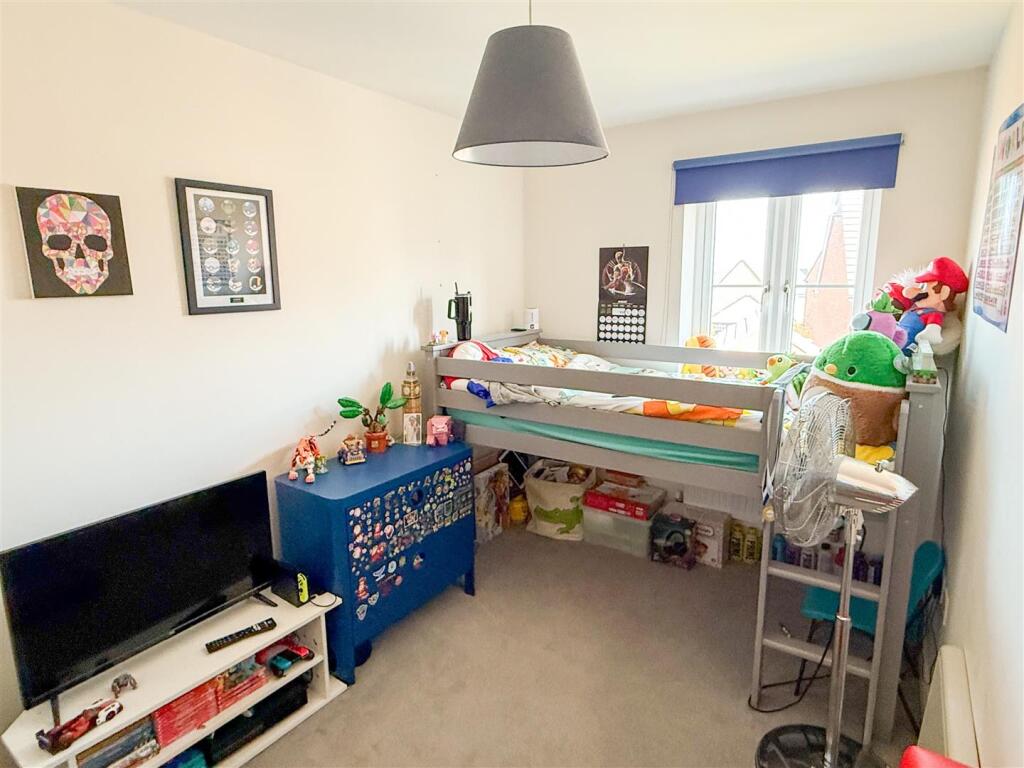 BEDROOM TWQ