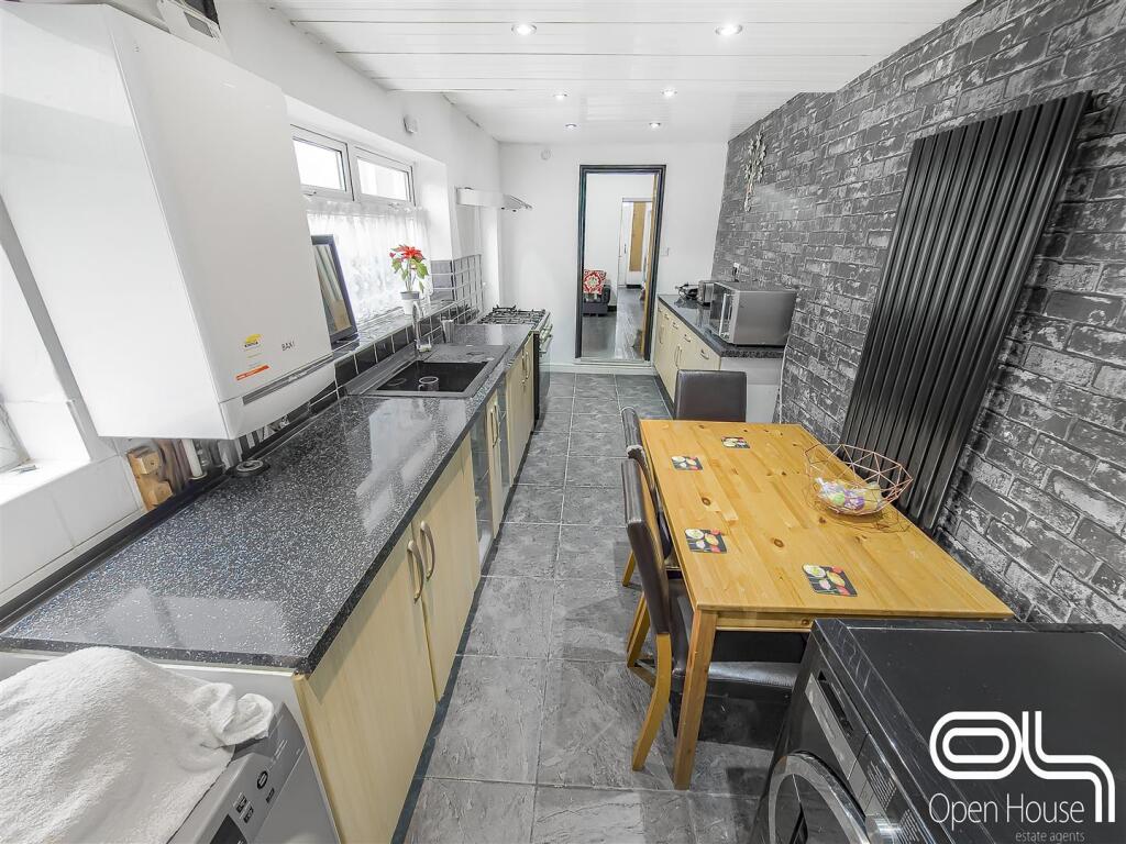 Wyggeston Street (7).jpg