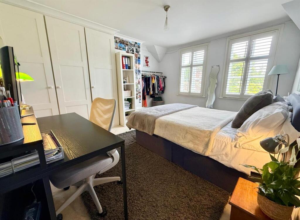 CB room (double).jpg