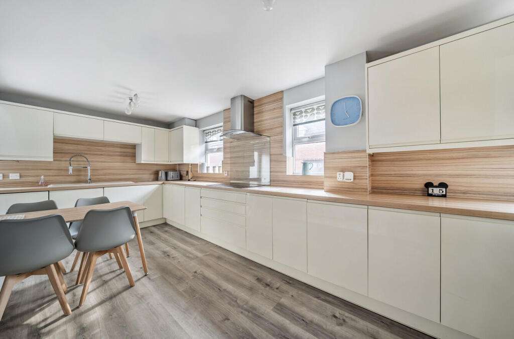 1342209-21-689f62...