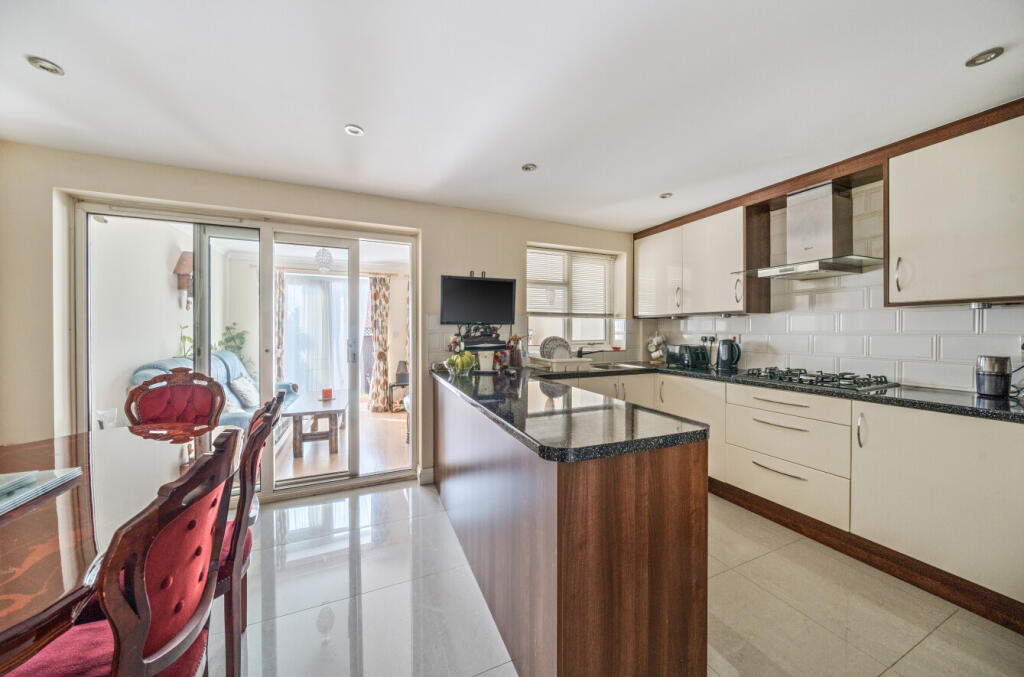 1324864-11-6874c8...