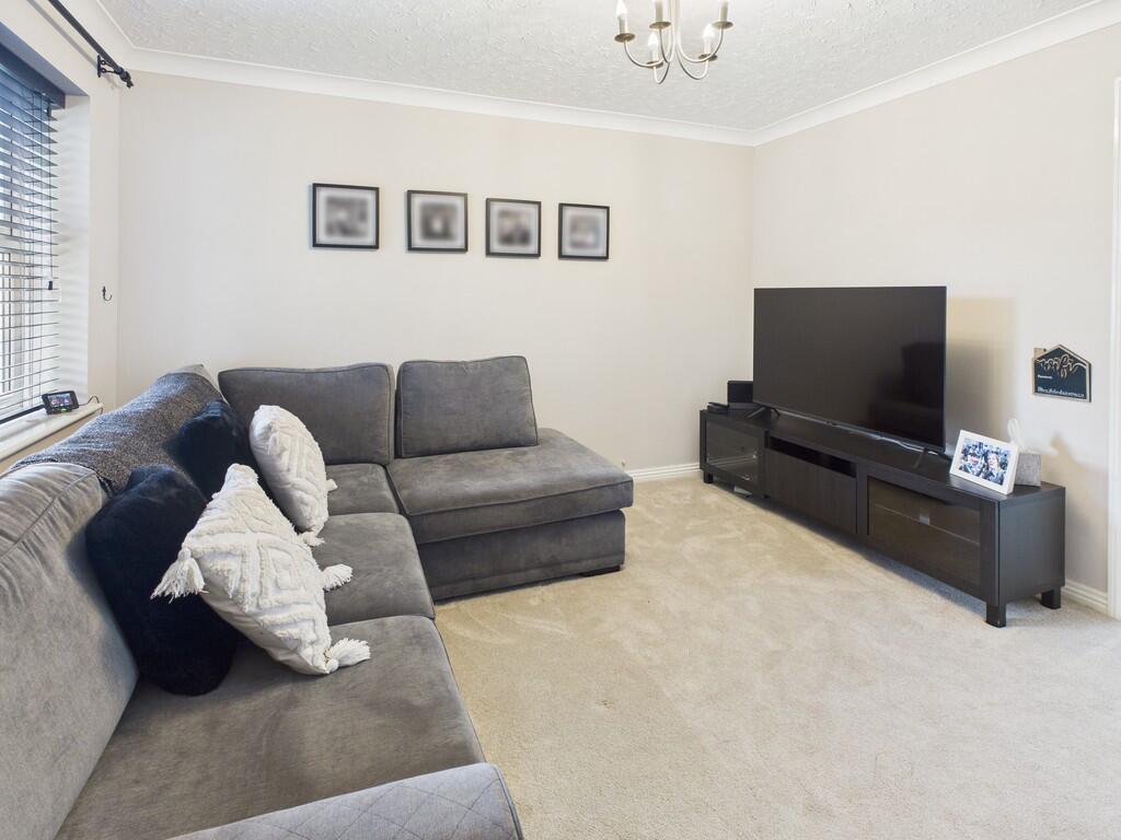 CAM05068G0-PR0047...