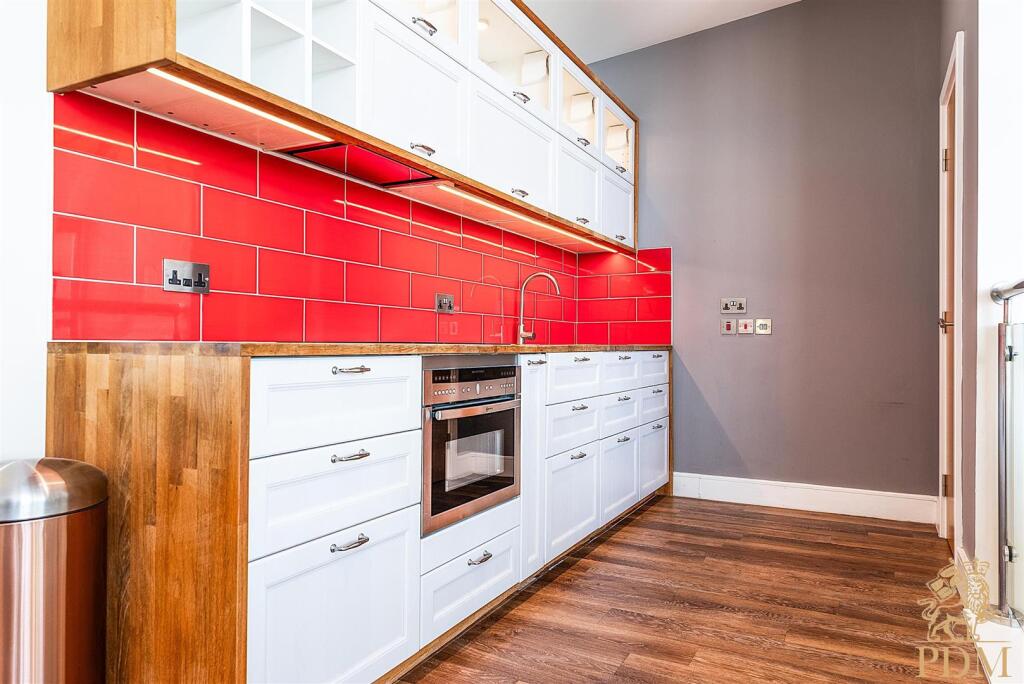 603 Hanley House Nottingham NG1 5GD