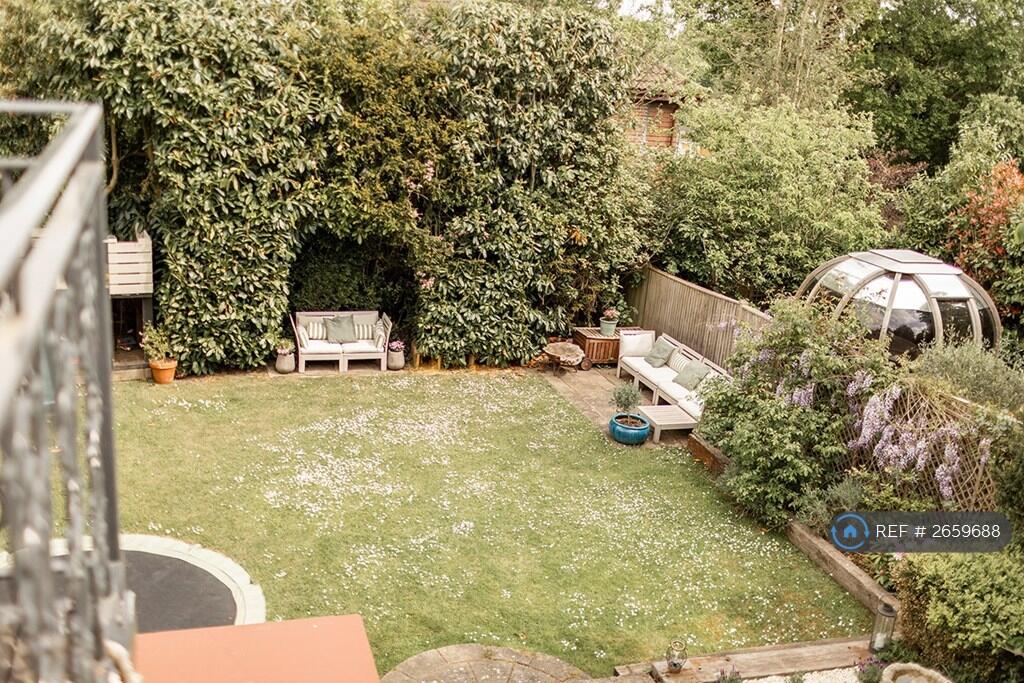 Garden Lawn.