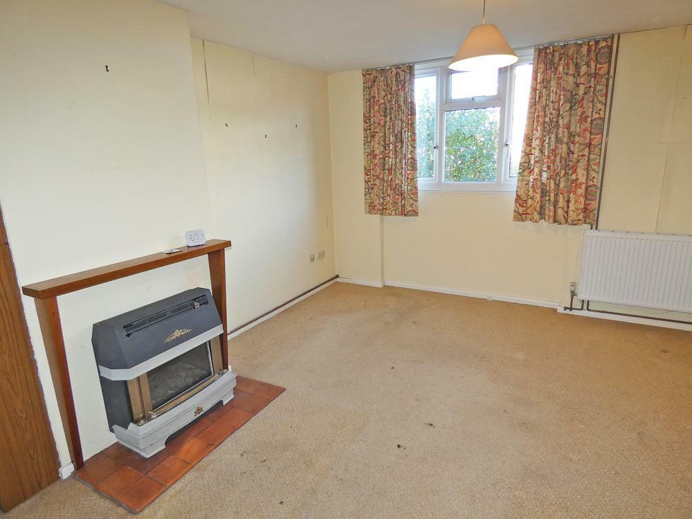 2274loungearea.jpg