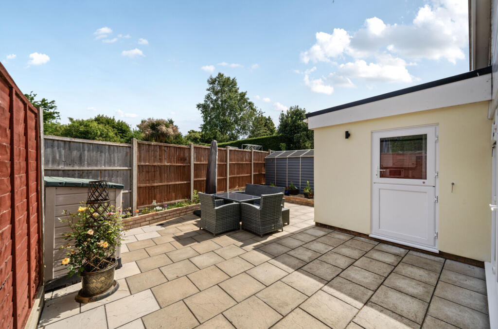 1295875-6-682c5cb...