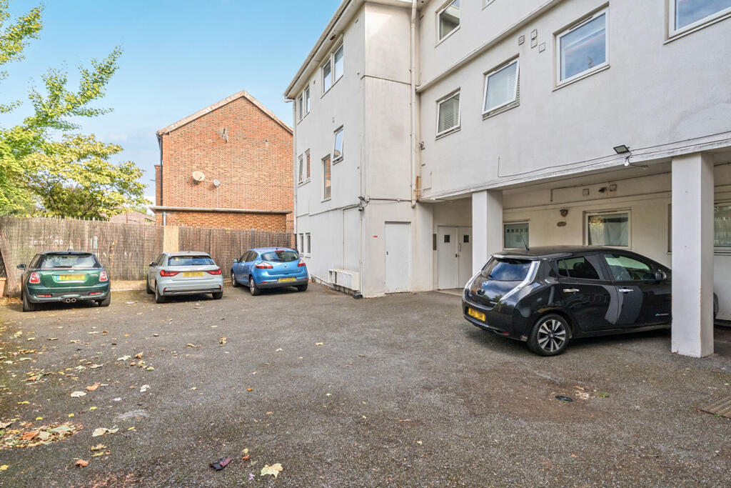 1357192-4-68d2781...