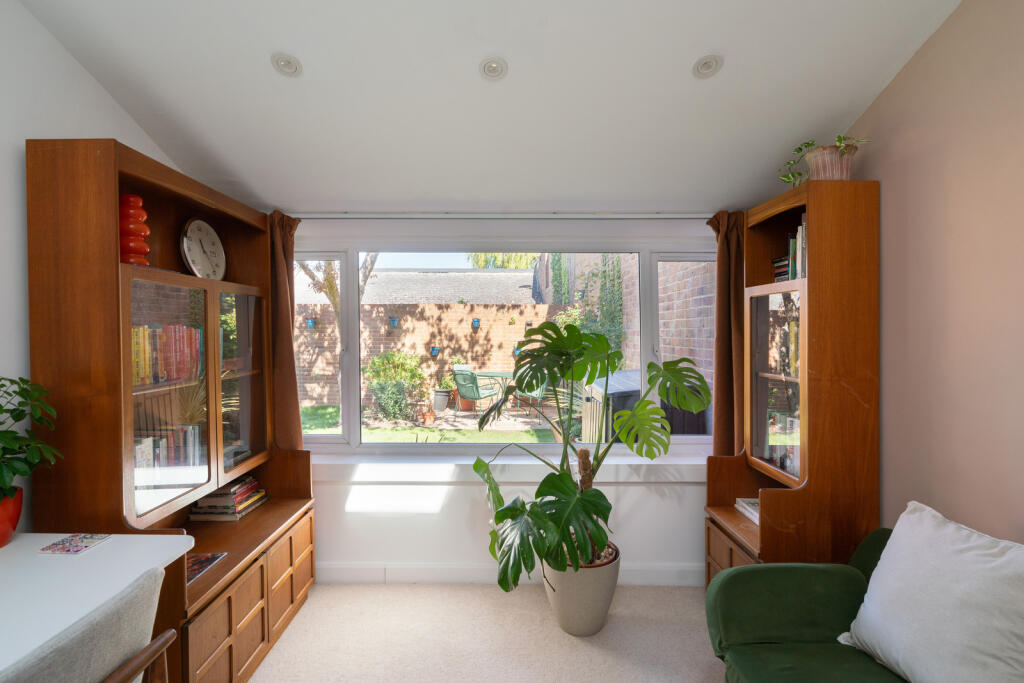 276234 - BISHOPSFIELD-HARLOW-035.jpg