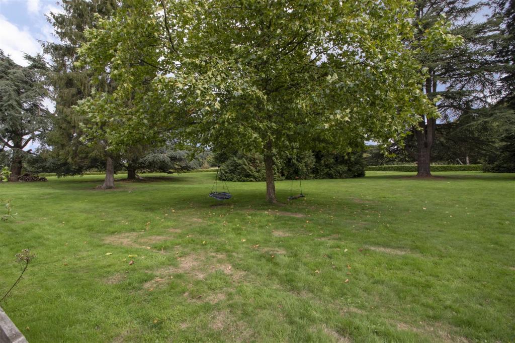 Communal Parkland.jpg