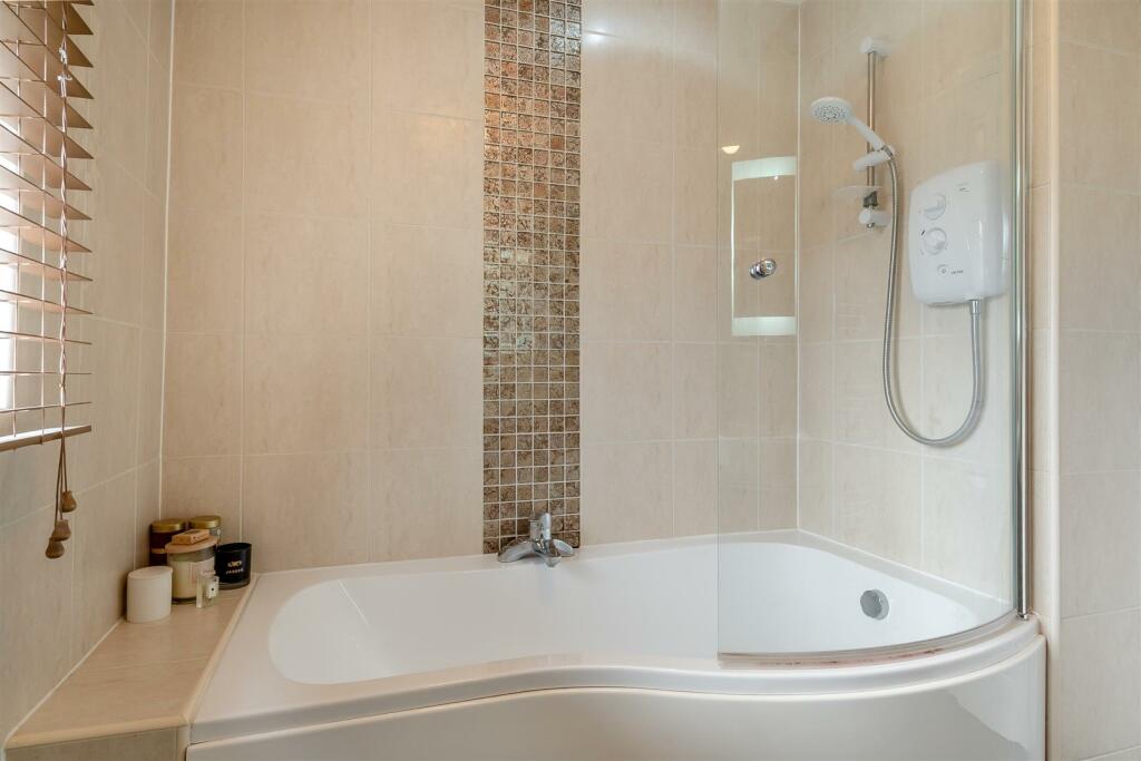 8626237-interior26.jpg