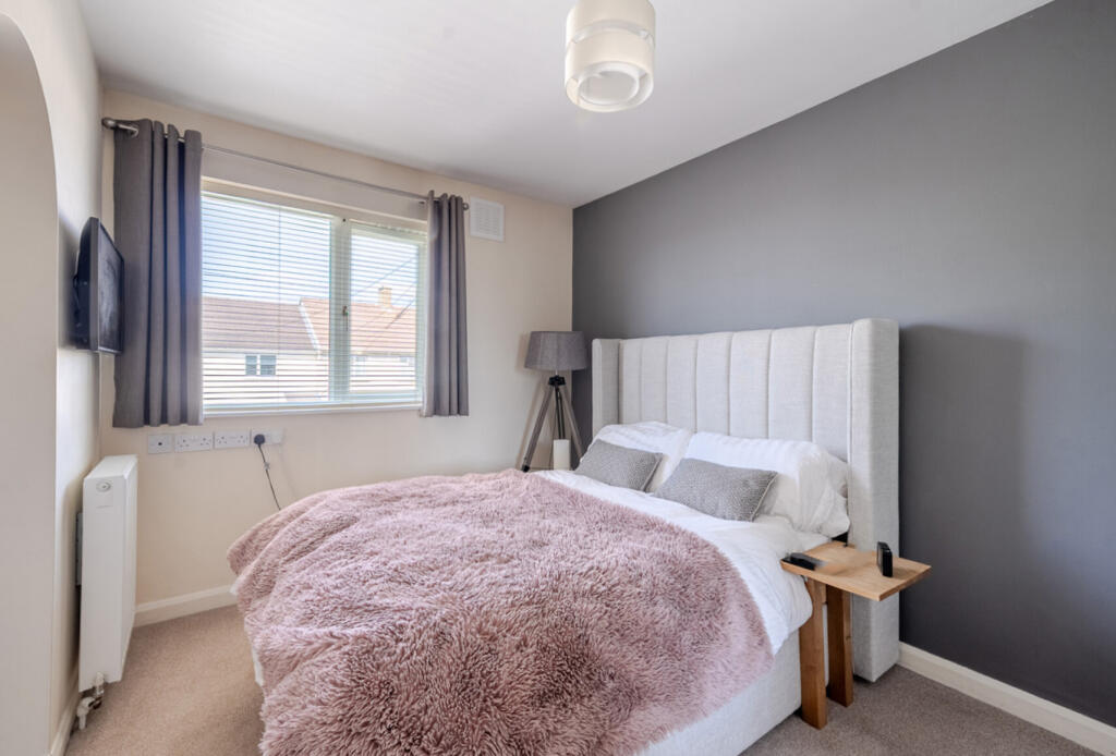 1295194-33-682607...