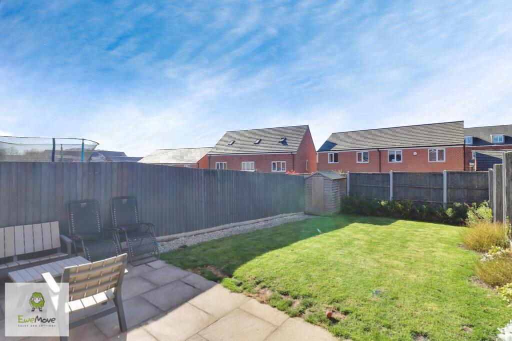 Back Garden - EweMove Cannock