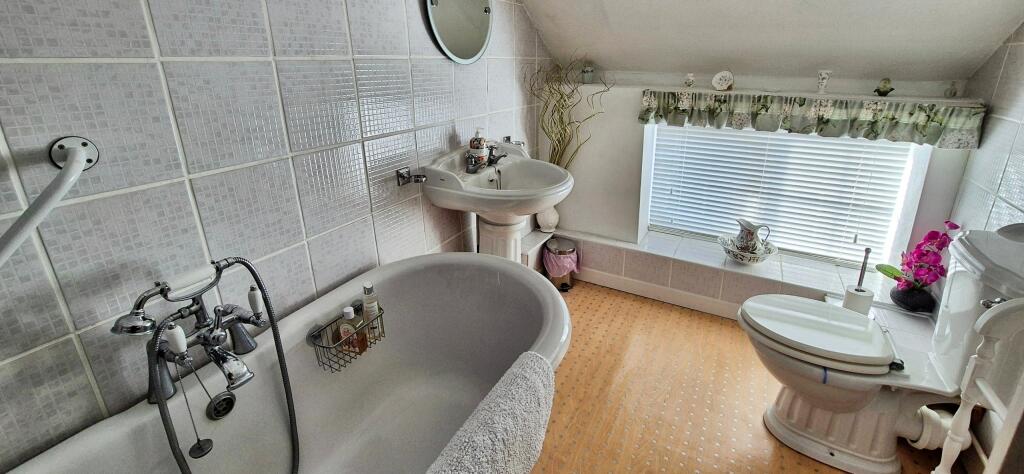 096c4a40-20250228_135012 20 281 29