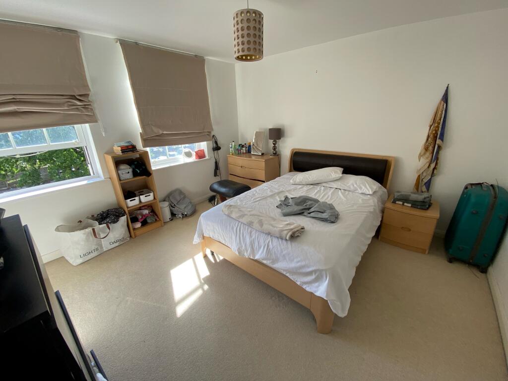 QL - Bedroom