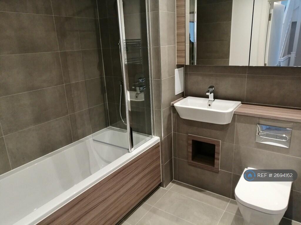 First Floor Bathroom