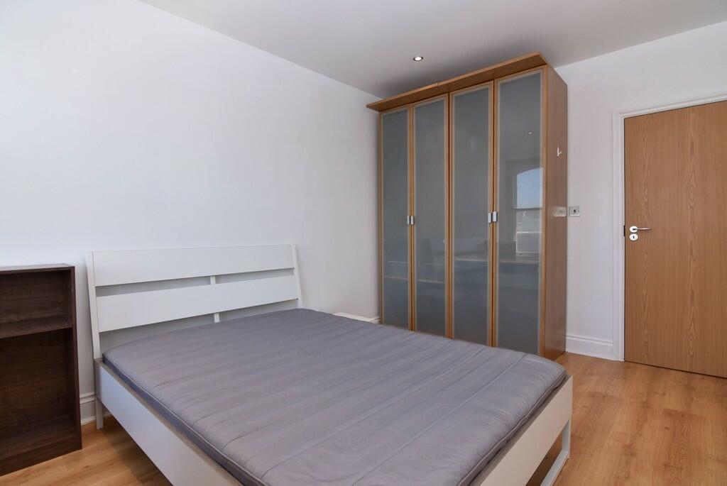 Dummy Photo 9 Flo...