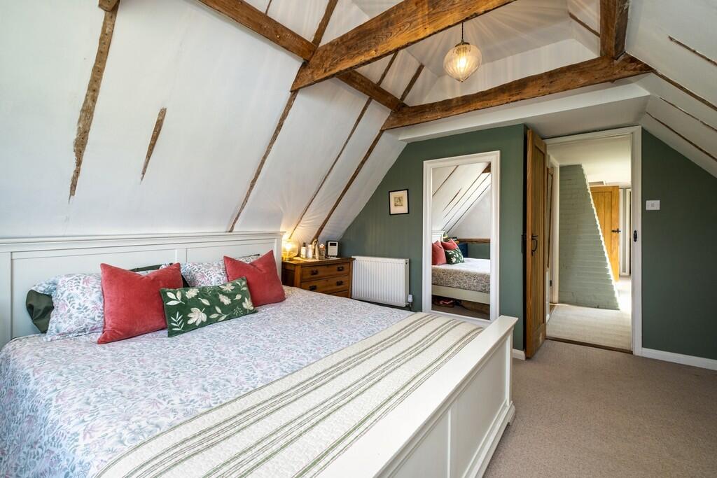 1440px-Halfboys-3...