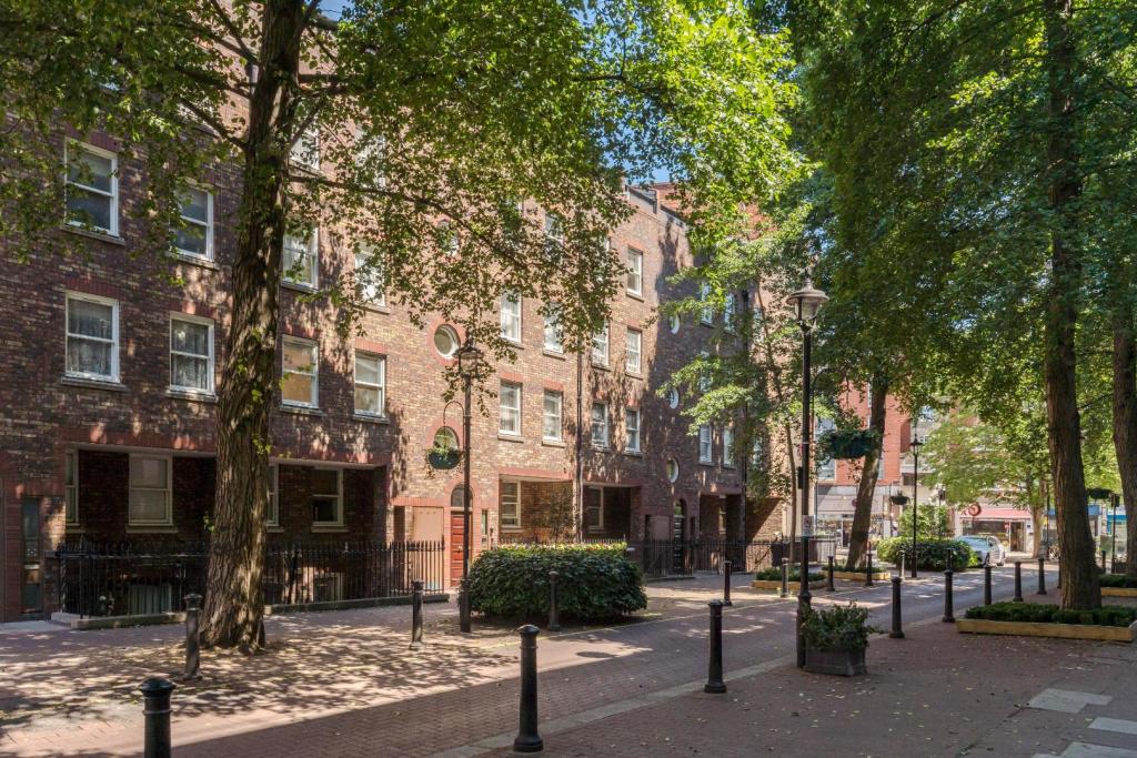 3, 23 Carburton Street-12.jpg