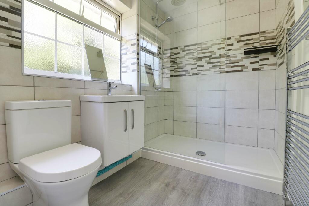 Bathroom (Family Shower Room)