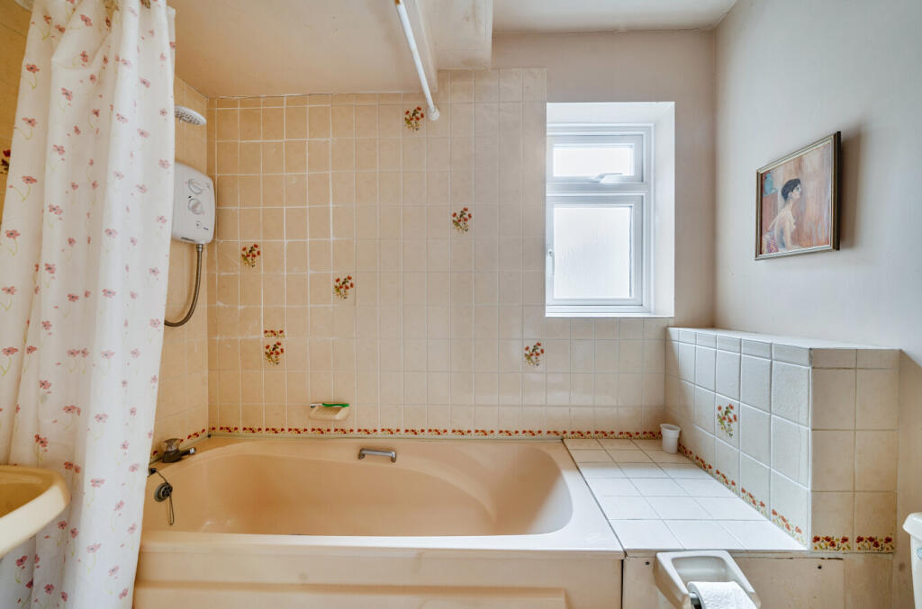 1393119-18-6942a7...