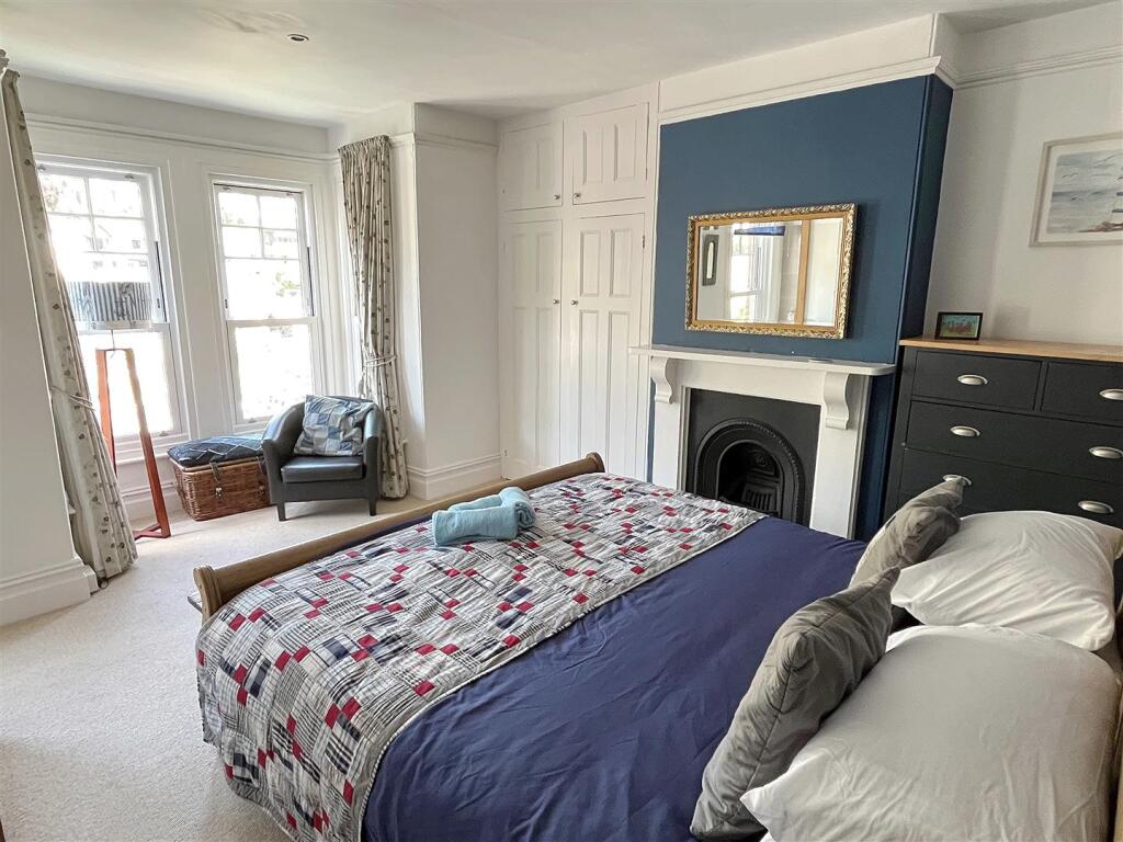 Bedroom One.jpg