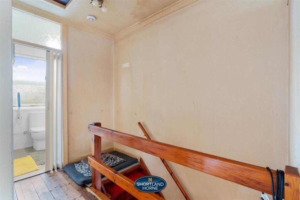 72 Eversleigh Road (12 of 27).jpg