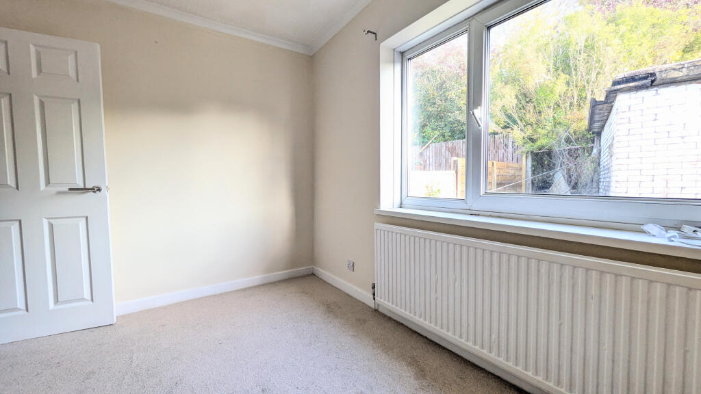 PXL_20251024_100800588.MP~2