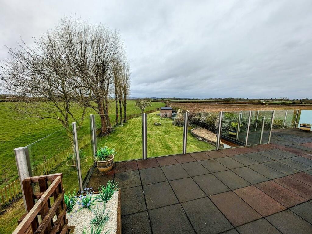 view roof.jpg