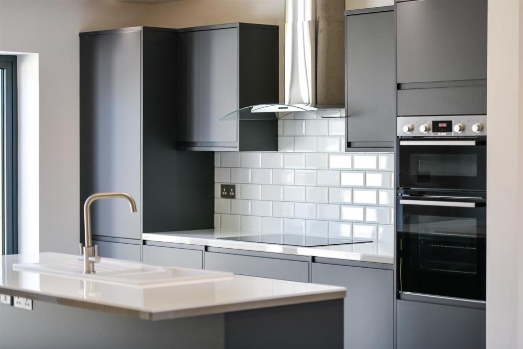 iNNOVATIONphotography-property-photographer-Swanse